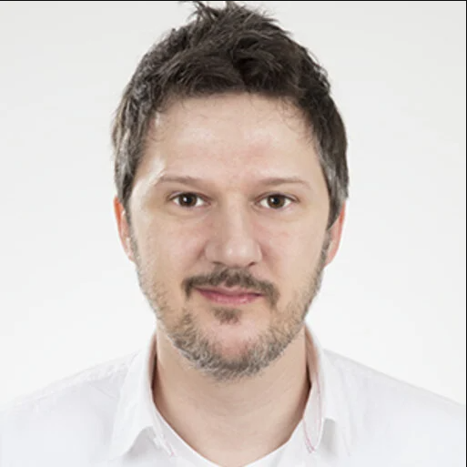 Gosztom András kép.png